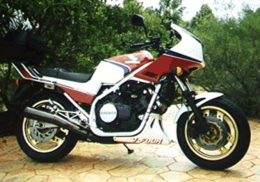 The VF750 before fitting the Berkey T-H Oil kit modification