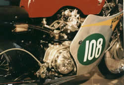 250cc RC161 Engine